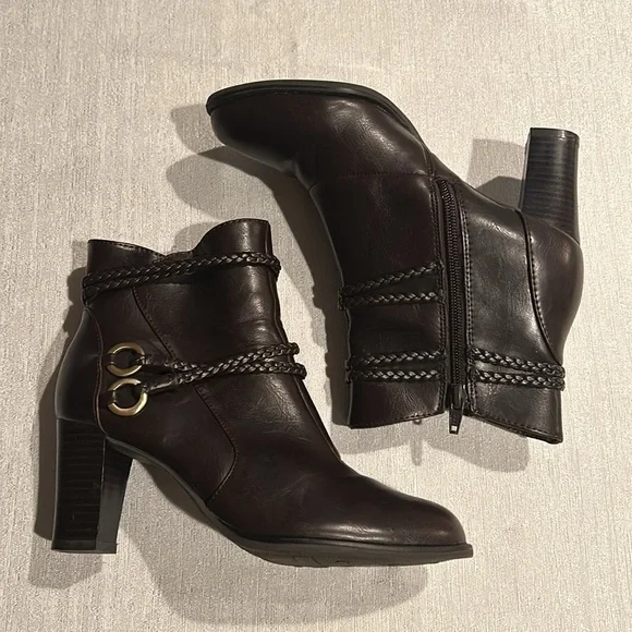 Life Stride ‘Yohanna’ Deep Dark Brown Ankle Booties Braided Trim Size 6.5 New - Picture 15 of 15